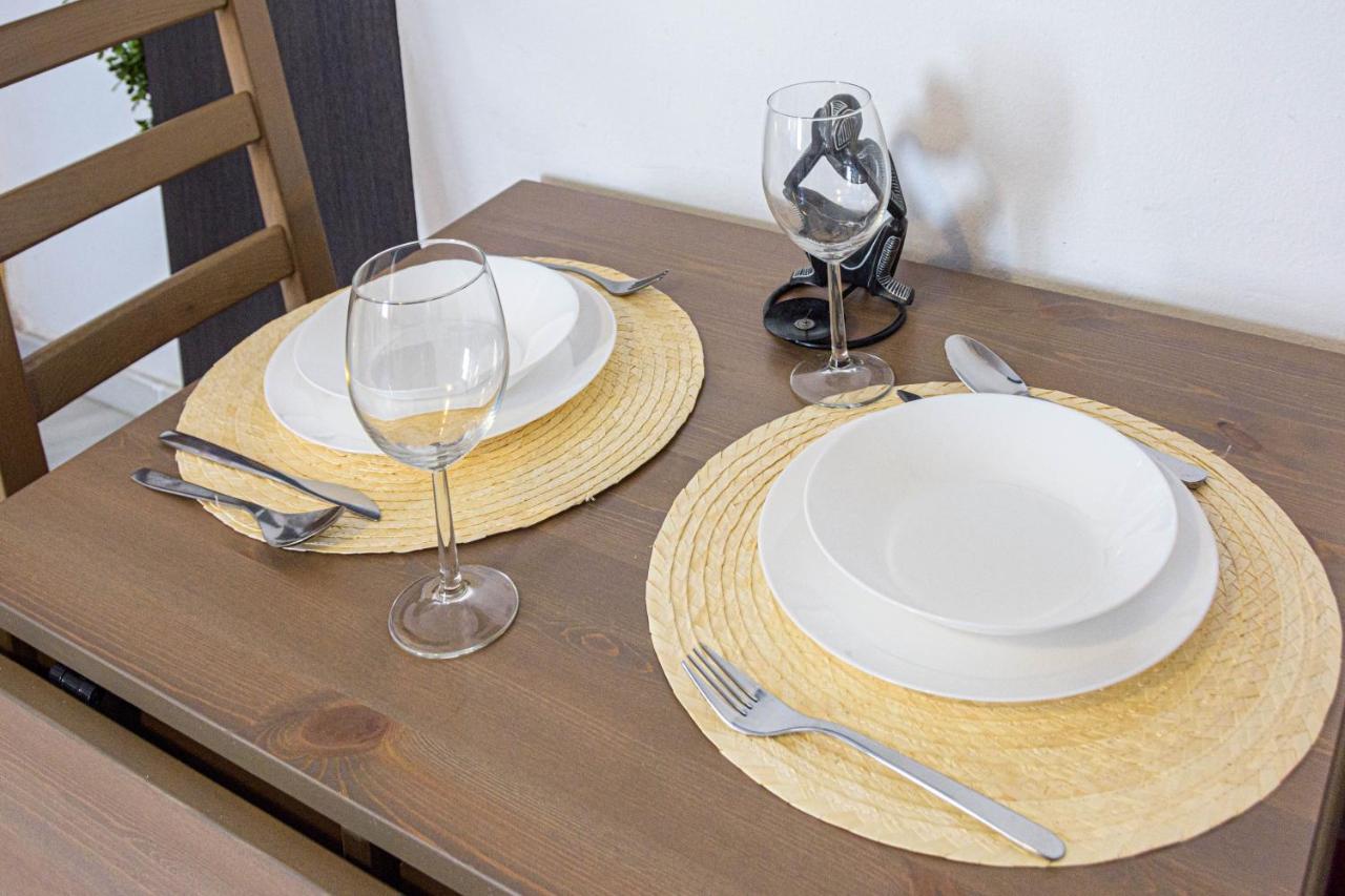 Wintowinrentals Coqueto Apartamento En El Centro De マラガ エクステリア 写真