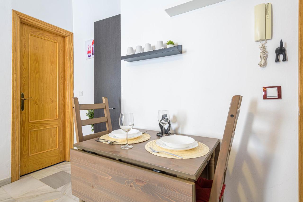 Wintowinrentals Coqueto Apartamento En El Centro De マラガ エクステリア 写真