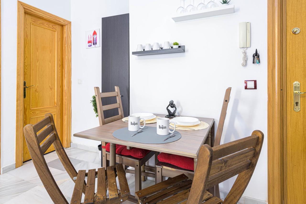 Wintowinrentals Coqueto Apartamento En El Centro De マラガ エクステリア 写真